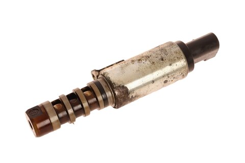 Řídící ventil vačkového hřídele 06E109257F