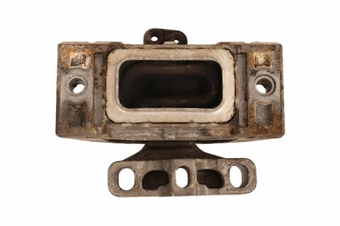 Silentblok motoru pravý 1J0199262BK