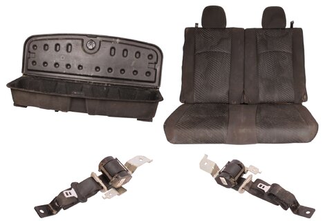 Třetí řada sedaček komplet