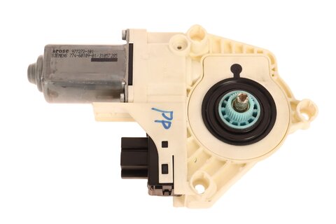 Motorek stahovačky pravý přední 4F0959802D