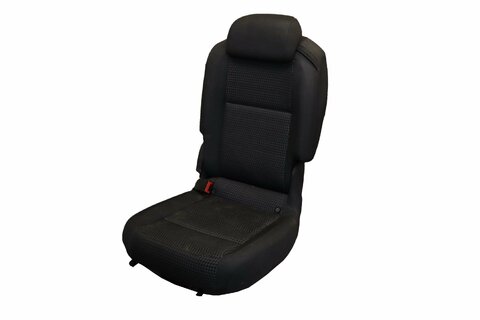 Levé zadní sedadlo