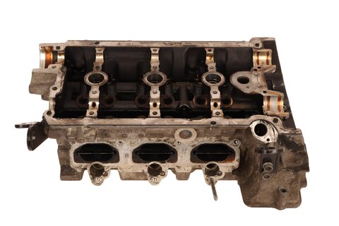 Hlava válců pravá 06E103374B