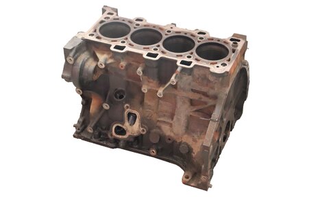 Blok motoru 2.3 dCi Biturbo