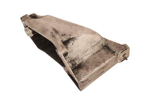 Držák motoru levý - 8D0199307P