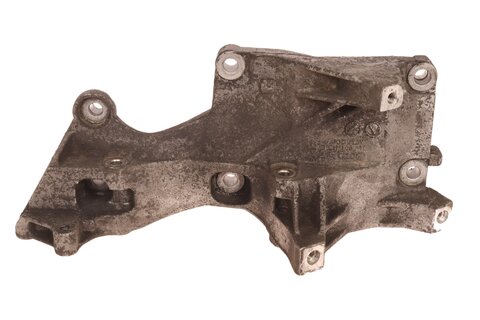 Držák alternátoru 045903141E