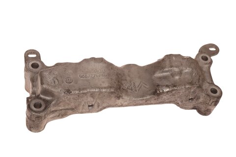 Držák motoru - pravý 9682776880