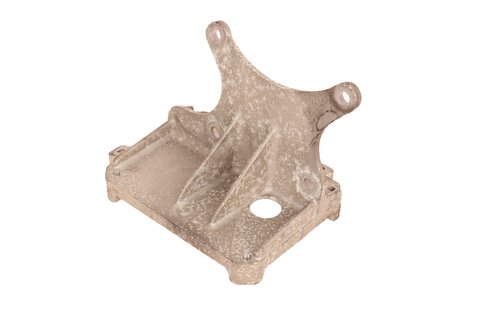 Držák řídící jednotky motoru