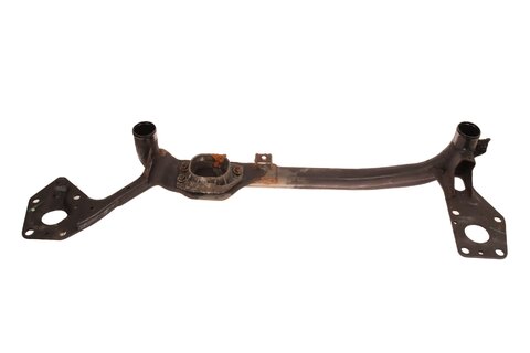 Příčná trubka chladiče mezi intercoolery 3B0199521S