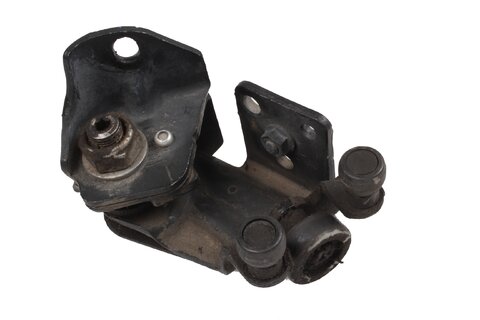 Pravý pojezd bočních dveří (střední)