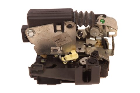 Zámek dveří předních levý 8200735227