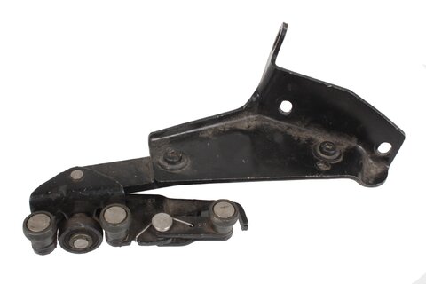 Pojezd bočních dveří spodní pravý