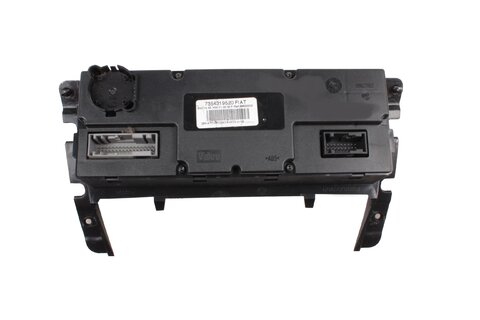 Panel ovládání topení (automatická klimatizace)