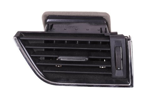 Výdech topení pravý přední 5E0819702E