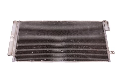 Kondenzátor klimatizace 55700408