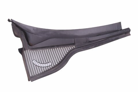 Torpédo - kryt motorku stěračů pravá část 5L0819416