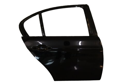 Dveře zadní pravé sedan 41007203648