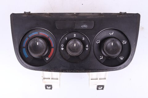 Panel ovládání topení (bez klimatizace)