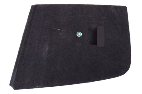 Kryt zavazadlového prostoru pravý 7L6867038CKNWE