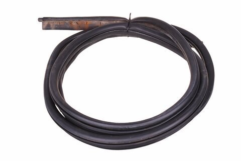 Pravé těsnění předních dveří 7700313623