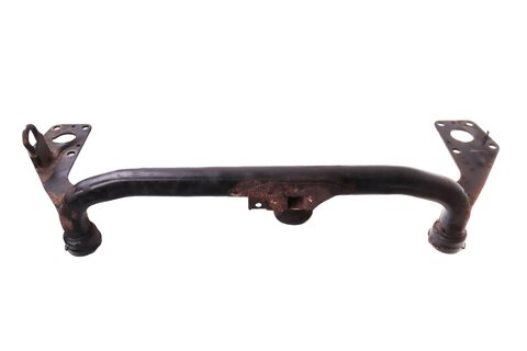 Příčná trubka chladiče mezi intercoolery 3B0199521G