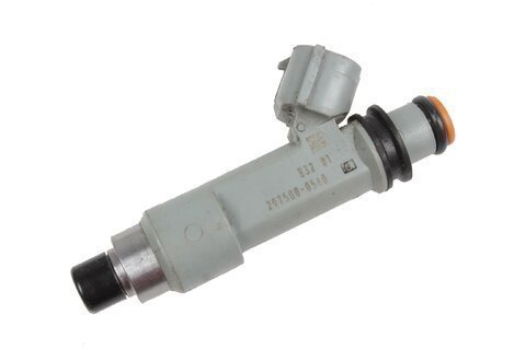 Vstřikovací tryska