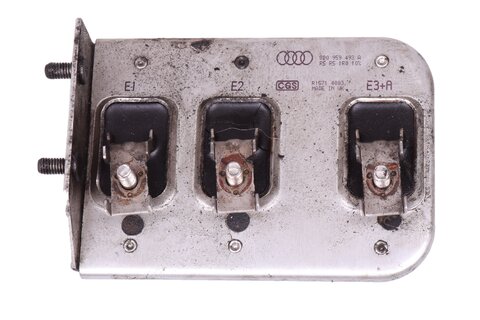 Odpor předřadný ventilátoru 8D0959493A