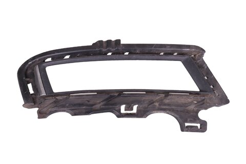 Mřížka do nárazníku (pravá) 5G0853808AP