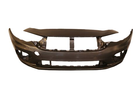 Přední nárazník s otvory pro mlhovky