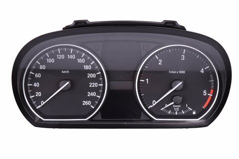Přístrojový štít - diesel 260km/h 62109283803