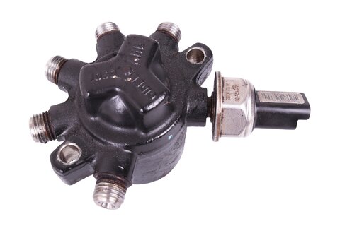 Rozdělovač paliva 4M5Q-9D280-DB