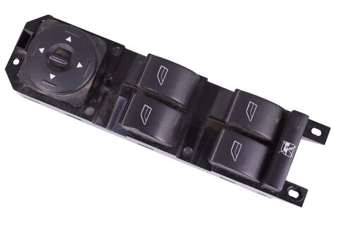 Tlačítka stahování oken 6M2T-14A132-AF