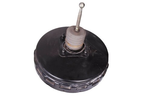 Brzdový posilovač 7H0612105D