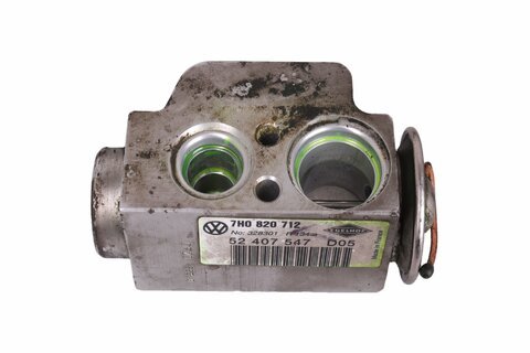 Expanzní ventil klimatizace 7H0820712B