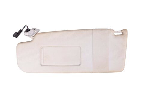 Sluneční clona levá (stínítko) s osvětlením 1K0857551N2F4