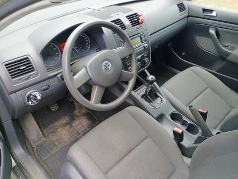 Volkswagen Golf V 1.4FSI 66kW