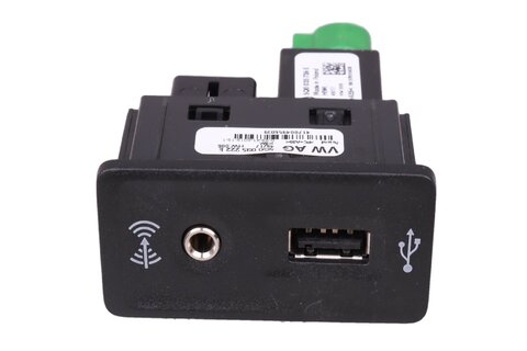 Zásuvka USB/AUX 5G0035222E