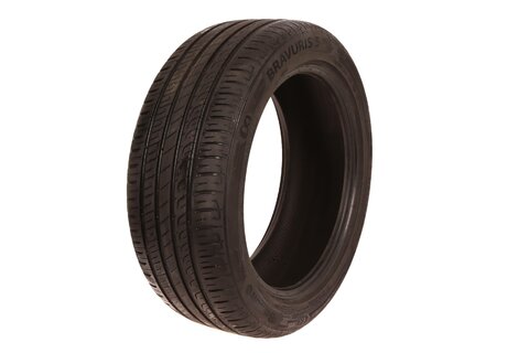 Pneumatika LETNÍ 215/60 HXL R16 99H Barum BRAVURIS 5 (5,5mm) rok 2020