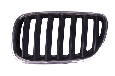 Mřížka kapoty levá - 51137113733