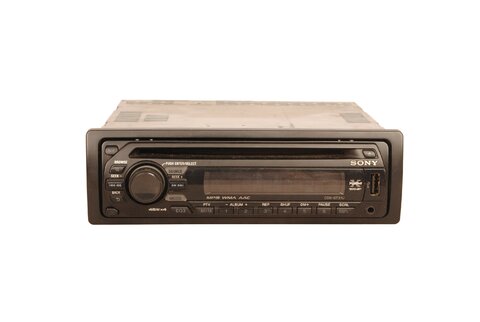 Autorádio CD, AUX, USB, univerzální