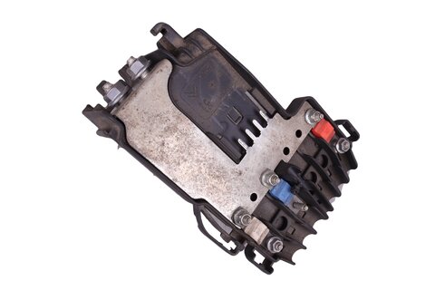 Pojistková skříň (výstup akumulátoru) - 6545PA