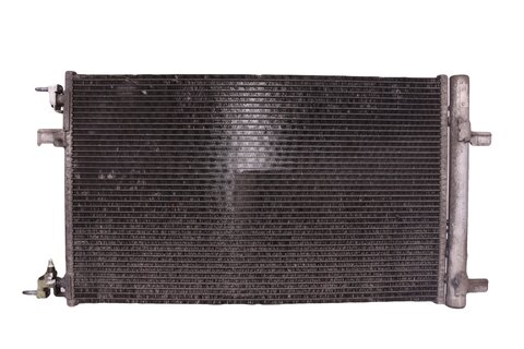 Kondenzátor klimatizace (chladič) - 13267649