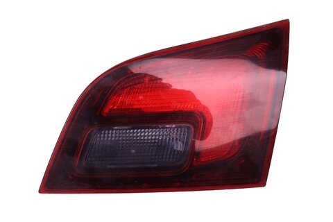 Světlo zadní vnitřní (tmavě zbarvené) pravé P - 13314053