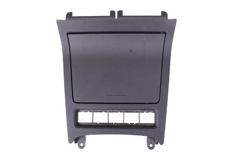 Odkládací schránka 5K0857961A