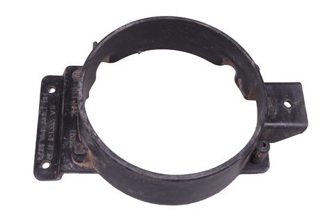 Držák mlhového světla levý 6C11-15T223-AB