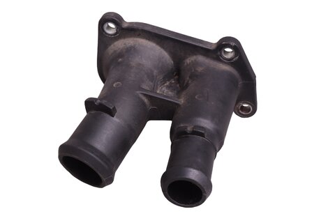 Příruba chladiva 2S6G-9K478-BD