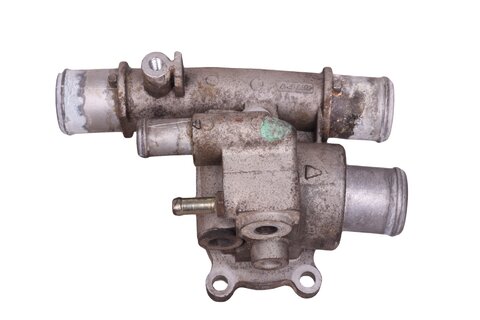 Komora výstupu chladící kapaliny  - těleso termostatu 1336Z0