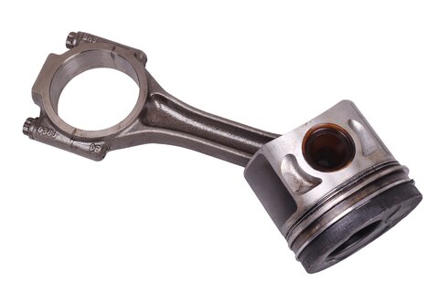 Sada ojnice   píst 1. 2.válec 038107065FL