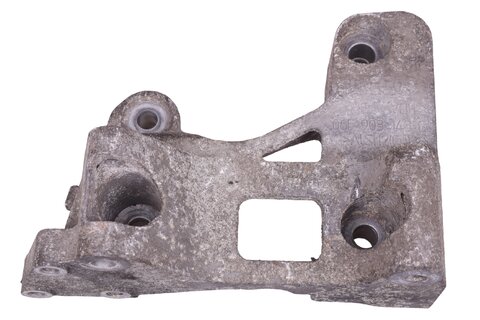 Držák alternátoru 06F903143C