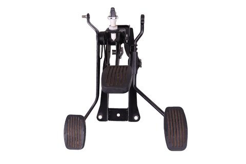 Kulisa pedálů komplet benzín 6U1721031