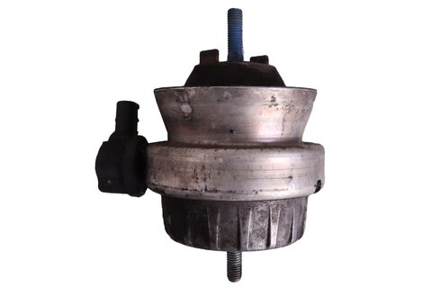 Uložení motoru pravé 4F0199382BN